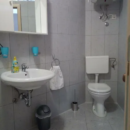 Apartman Adriatic Pula Exterior photo